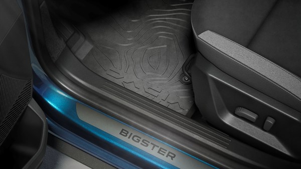 Rubber floor mats and door sills - Dacia Bigster Accessories